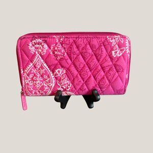 Vera Bradley Stamped Paisley Retired Zip Around Wallet Wristlet